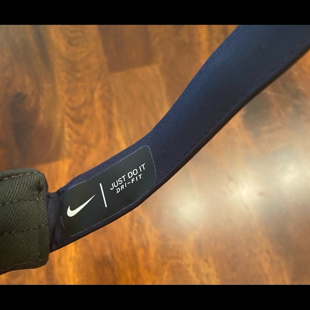 Two Nike Dri-Fit Visor - Picture 6 of 8